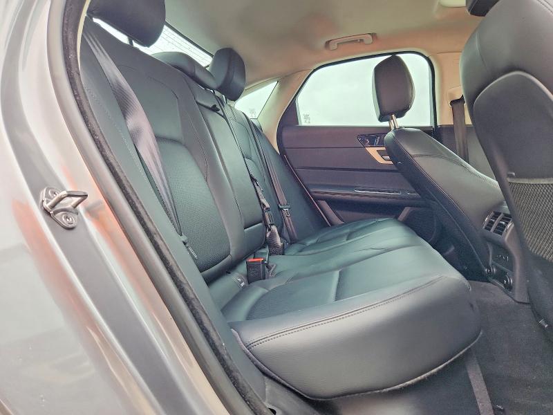 Продажа на аукционе авто 2020 Jaguar Xf, vin: SAJBE4FX0LCY83978, номер лота: 71063006