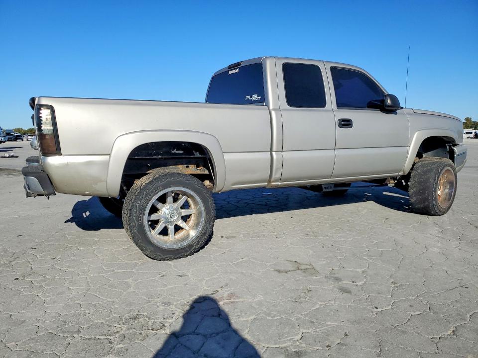 71795806 :رقم المزاد ، 2GCEK19T441194108 vin ، 2004 Chevrolet Silverado مزاد بيع