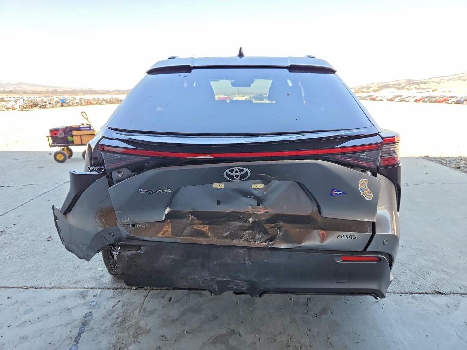 71089426 :رقم المزاد ، JTMABACA3RA070348 vin ، 2024 Toyota Bz4x مزاد بيع