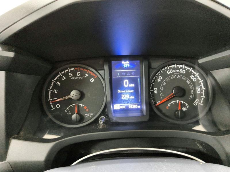 Продаж на аукціоні авто 2022 Toyota Tacoma, vin: 3TYRX5GN4NT046215, номер лоту: 70525226