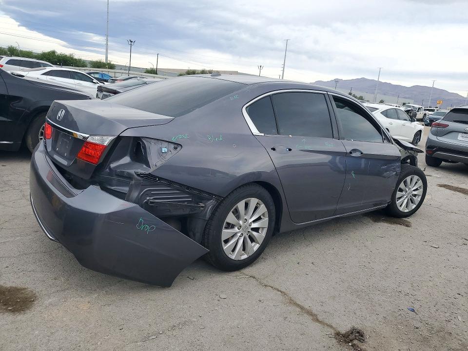 2015 Honda Accord მანქანა იყიდება აუქციონზე, vin: 1HGCR2F87FA072264, აუქციონის ნომერი: 72345976