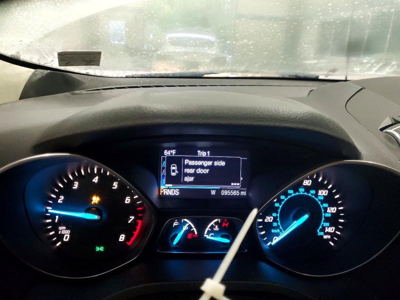 Продаж на аукціоні авто 2015 Ford Escape, vin: 1FMCU0J98FUA88131, номер лоту: 71658556