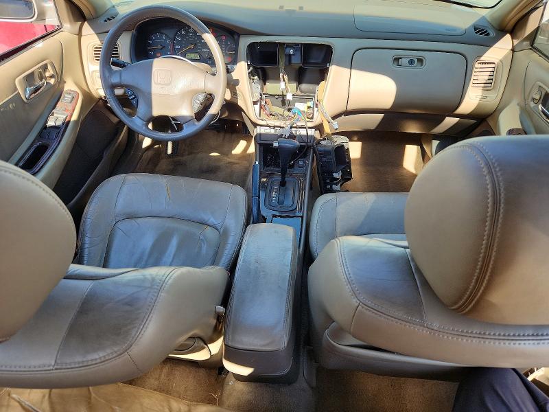 71023236 :رقم المزاد ، 1HGCG1655XA015813 vin ، 1999 Honda Accord مزاد بيع