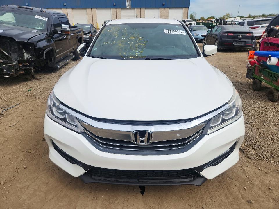 Продаж на аукціоні авто 2017 Honda Accord, vin: 1HGCR2F17HA300270, номер лоту: 72306826