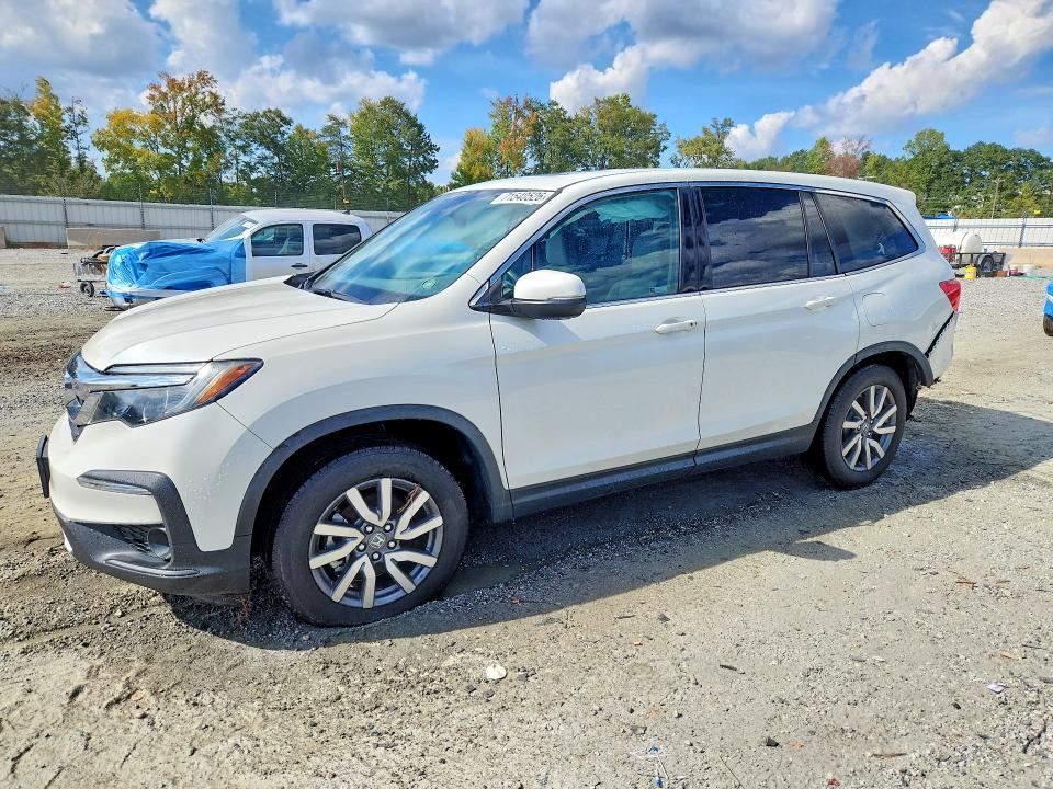 71540526 :رقم المزاد ، 5FNYF5H47KB009689 vin ، 2019 Honda Pilot مزاد بيع
