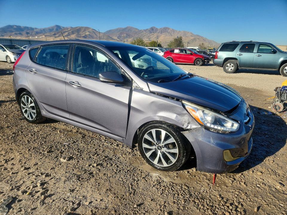 Продаж на аукціоні авто 2016 Hyundai Accent, vin: KMHCU5AE1GU259099, номер лоту: 70895116