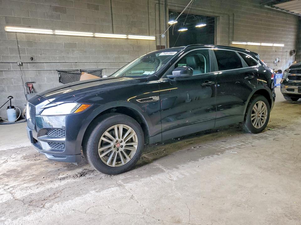 Auction sale of the 2017 Jaguar F-pace, vin: SADCK2BV0HA070409, lot number: 71497366