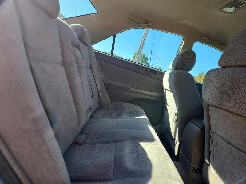 2004 Toyota Camry მანქანა იყიდება აუქციონზე, vin: 4T1BE32KX4U832160, აუქციონის ნომერი: 72044106