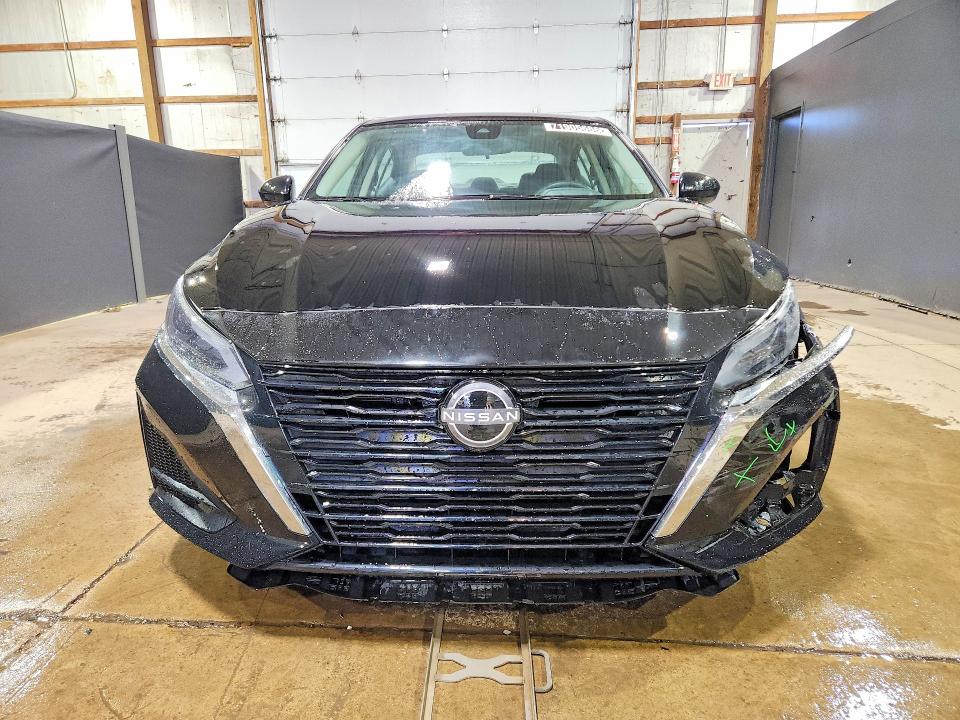 2025 Nissan Altima მანქანა იყიდება აუქციონზე, vin: 1N4BL4DV3SN303931, აუქციონის ნომერი: 71905686