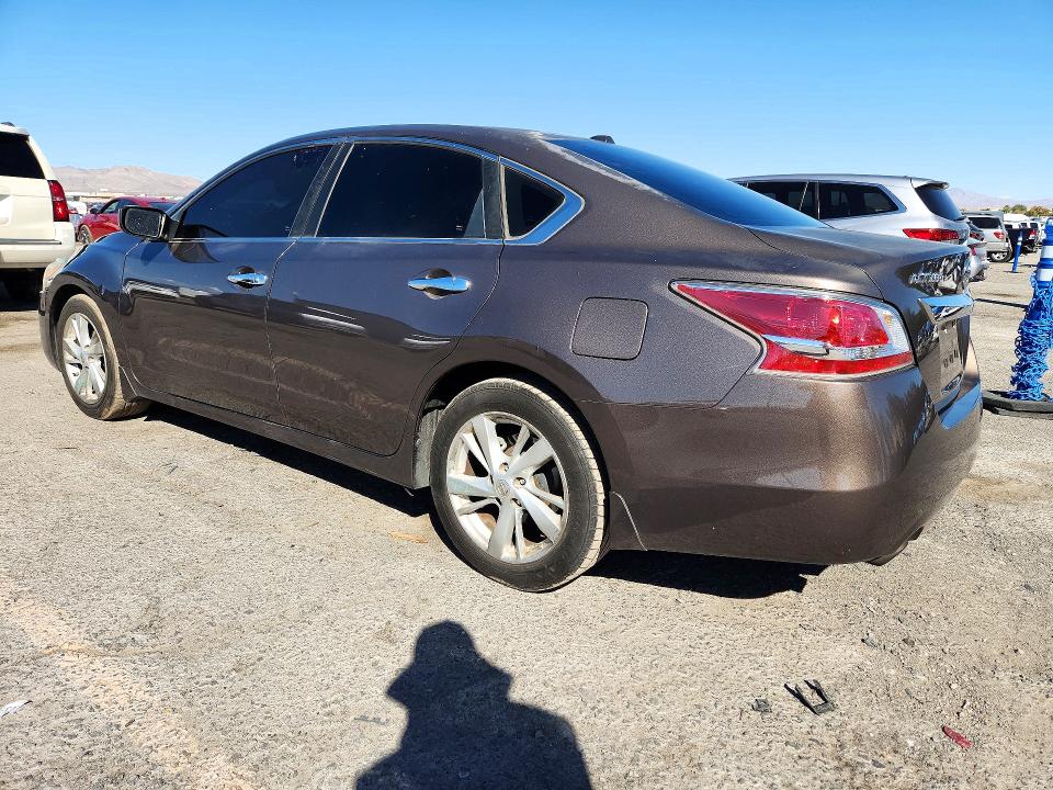 2015 Nissan Altima მანქანა იყიდება აუქციონზე, vin: 1N4AL3AP9FC270902, აუქციონის ნომერი: 71682416