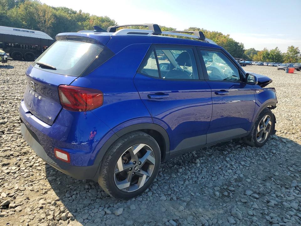 70792386 :رقم المزاد ، KMHRC8A31NU143136 vin ، 2022 Hyundai Venue مزاد بيع