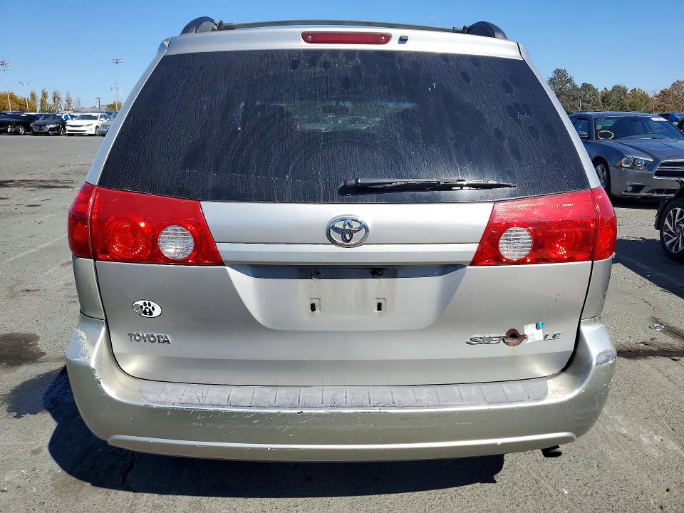 2006 Toyota Sienna მანქანა იყიდება აუქციონზე, vin: 5TDZA23C26S450874, აუქციონის ნომერი: 72204276