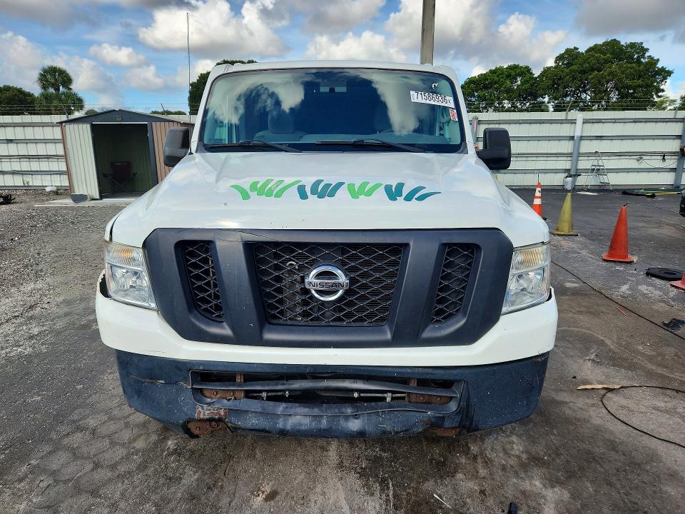 71586936 :رقم المزاد ، 1N6BF0KM0GN803165 vin ، 2016 Nissan Nv مزاد بيع