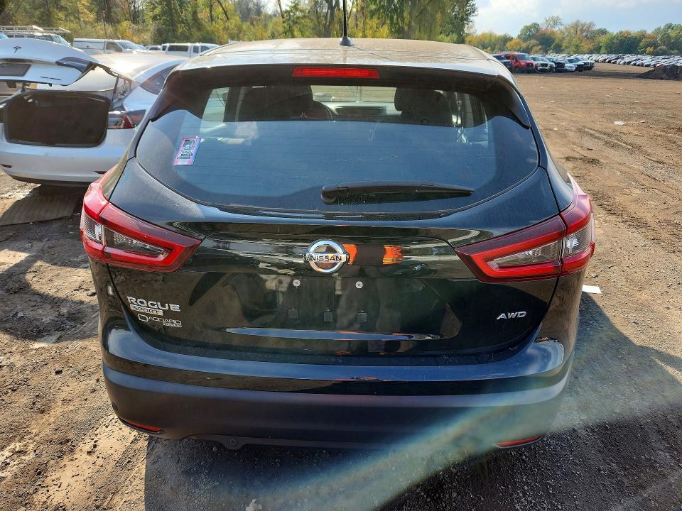 70786966 :رقم المزاد ، JN1BJ1AW4MW440517 vin ، 2021 Nissan Rogue Sport مزاد بيع