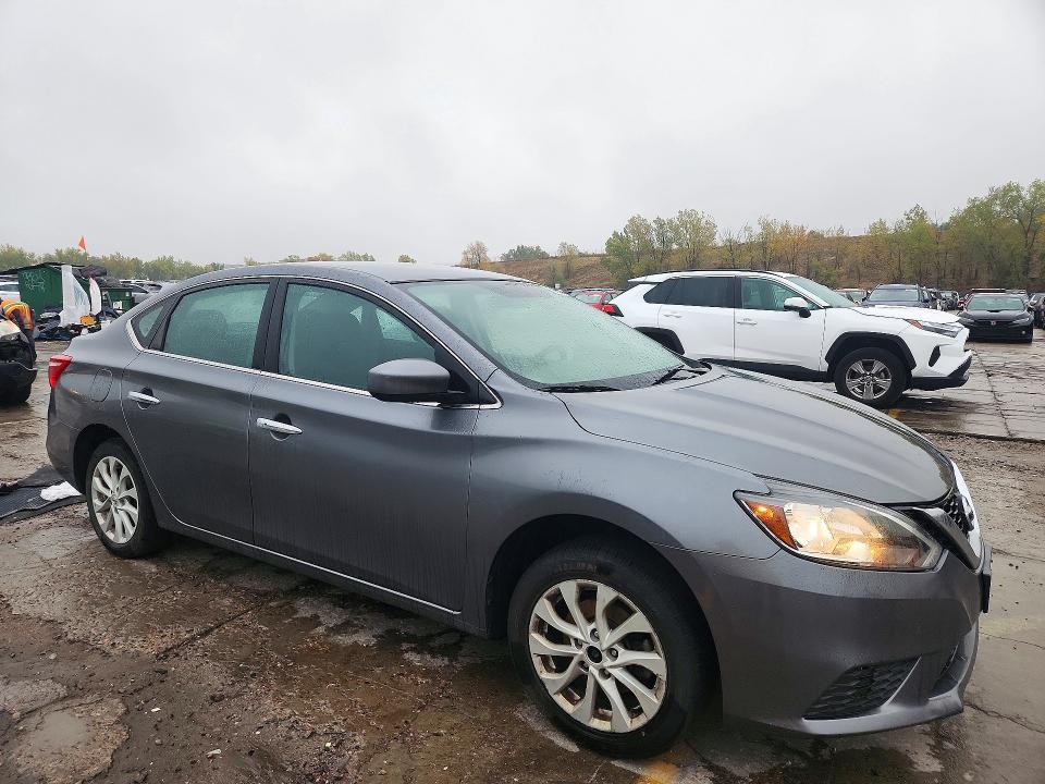 Продажа на аукционе авто 2019 Nissan Sentra, vin: 3N1AB7AP2KY429977, номер лота: 72309406