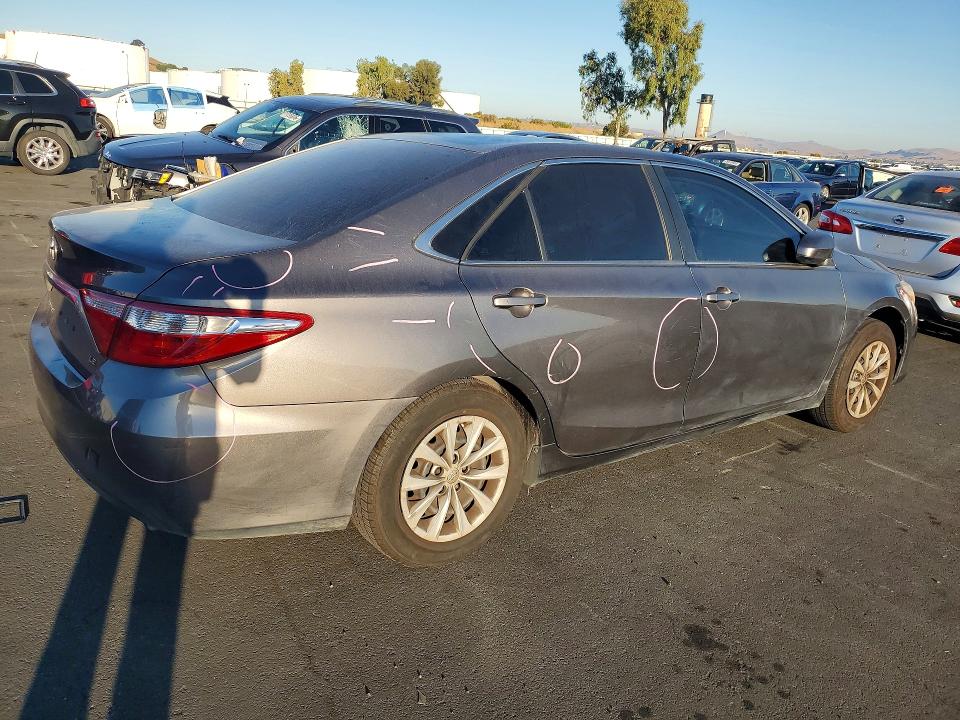 Продажа на аукционе авто 2016 Toyota Camry, vin: 4T4BF1FK1GR572611, номер лота: 71761276