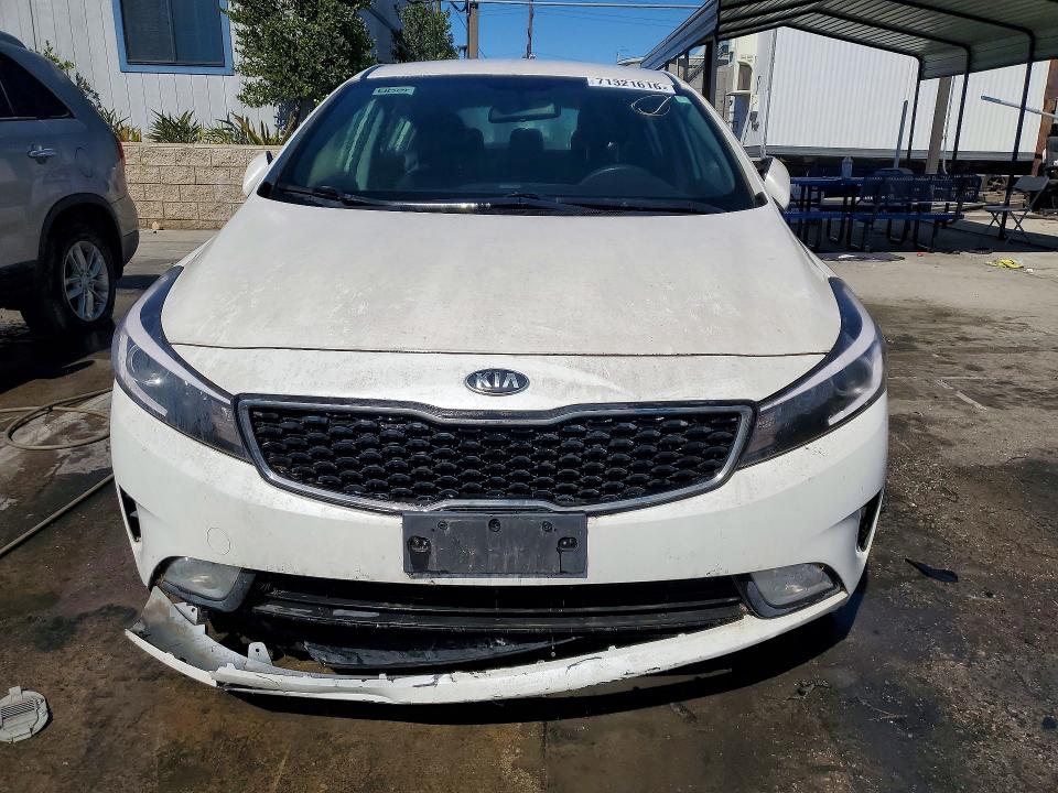 Продаж на аукціоні авто 2017 Kia Forte5, vin: KNAFK5A85H5690975, номер лоту: 71321616