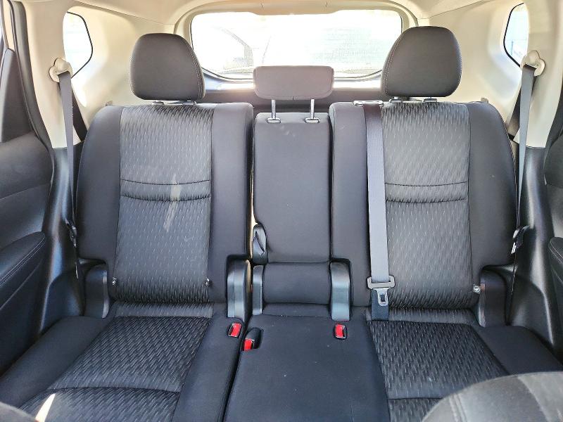 Продаж на аукціоні авто 2018 Nissan Rogue, vin: JN8AT2MV5JW301881, номер лоту: 72023136