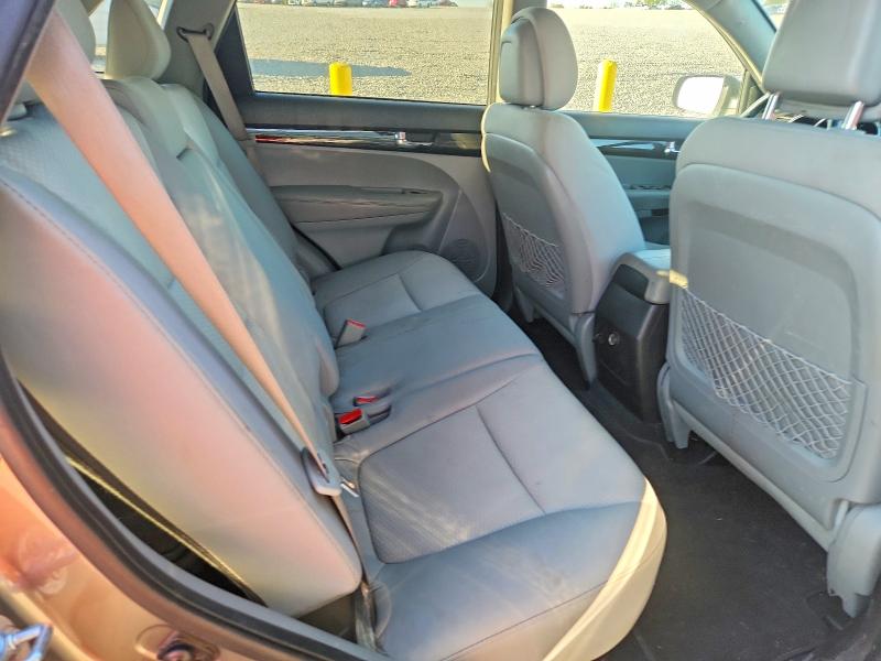2013 Kia Sorento მანქანა იყიდება აუქციონზე, vin: 5XYKT3A14DG333021, აუქციონის ნომერი: 71269176