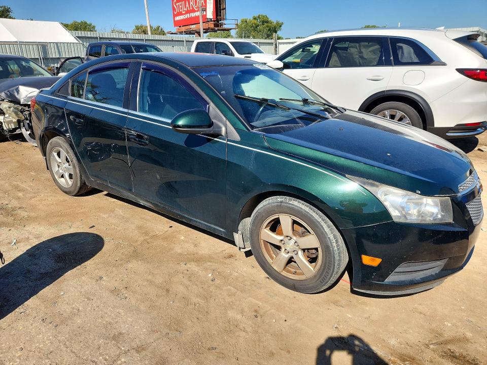 2014 Chevrolet Cruze მანქანა იყიდება აუქციონზე, vin: 1G1PC5SB1E7170389, აუქციონის ნომერი: 71864706