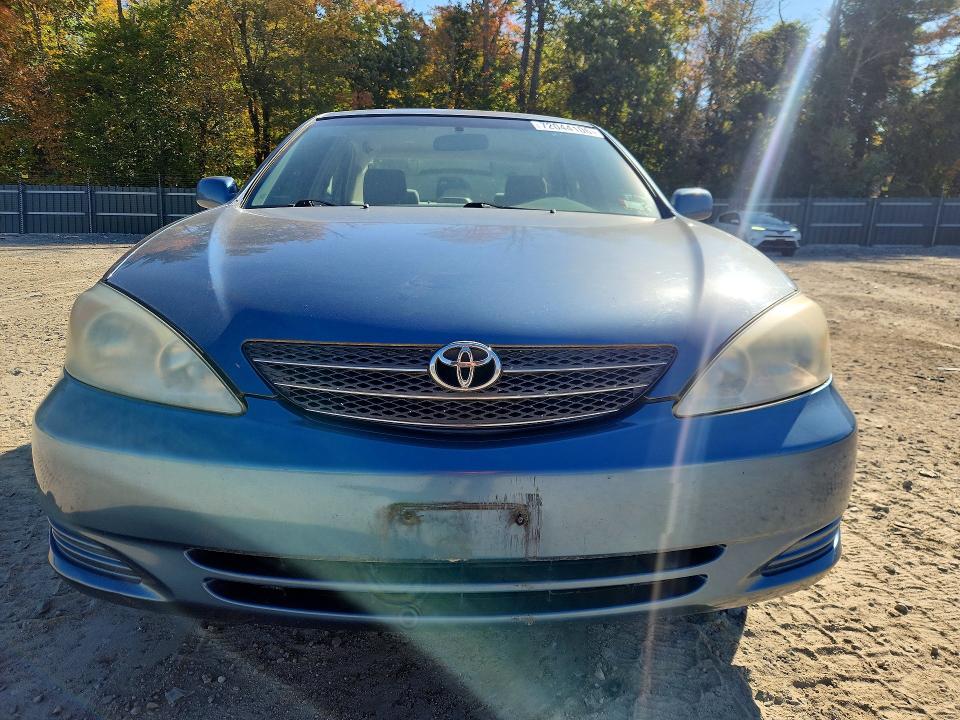 2004 Toyota Camry მანქანა იყიდება აუქციონზე, vin: 4T1BE32KX4U832160, აუქციონის ნომერი: 72044106