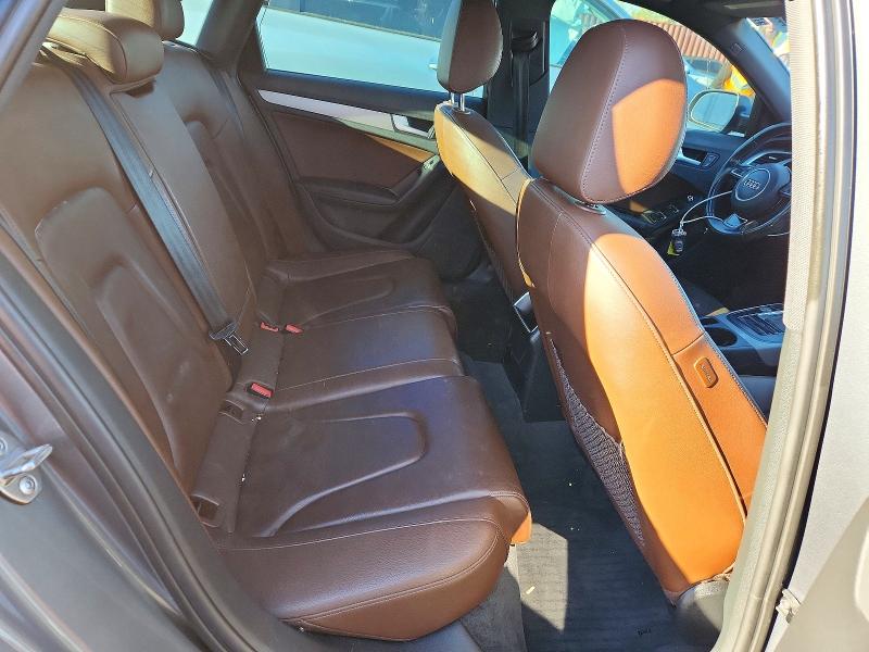 Продажа на аукционе авто 2015 Audi A4, vin: WAUBFCFL9FN028270, номер лота: 71990776