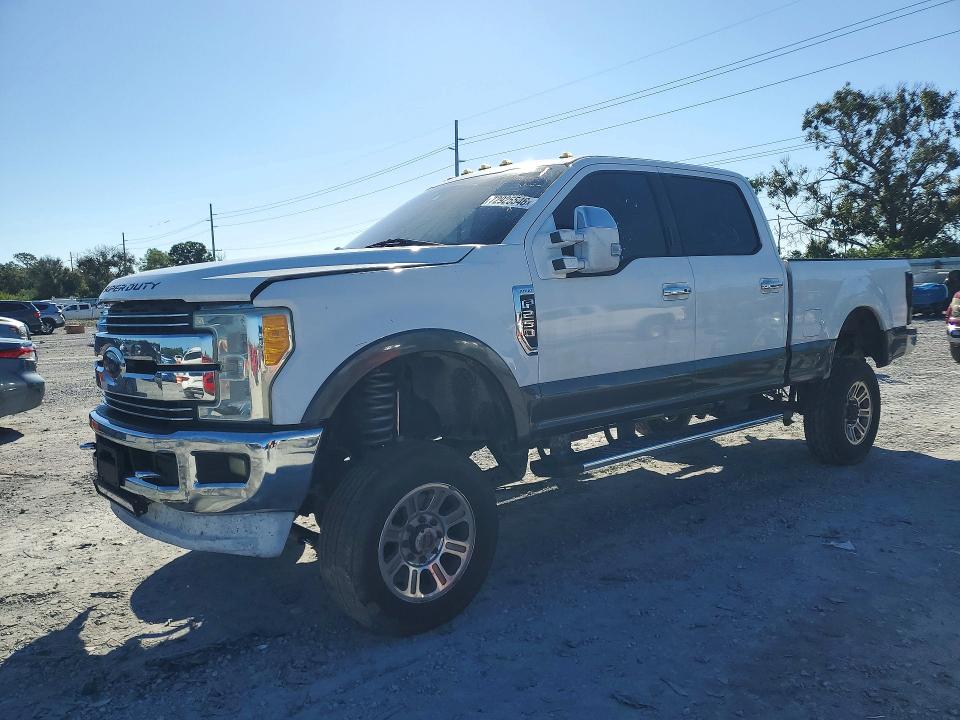 72925546 :رقم المزاد ، 1FT7W2B65HEB88409 vin ، 2017 Ford F250 مزاد بيع