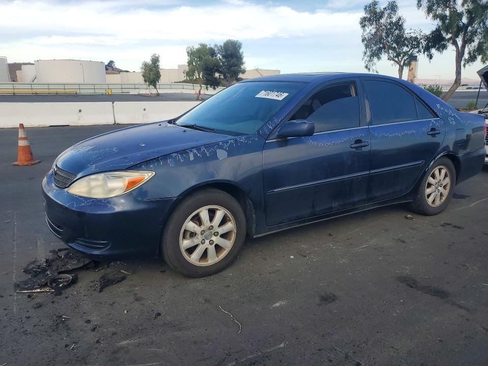 2002 Toyota Camry მანქანა იყიდება აუქციონზე, vin: 4T1BE30KX2U625722, აუქციონის ნომერი: 71601746
