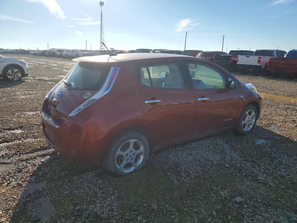 2011 Nissan Leaf მანქანა იყიდება აუქციონზე, vin: JN1AZ0CP7BT000617, აუქციონის ნომერი: 71659666