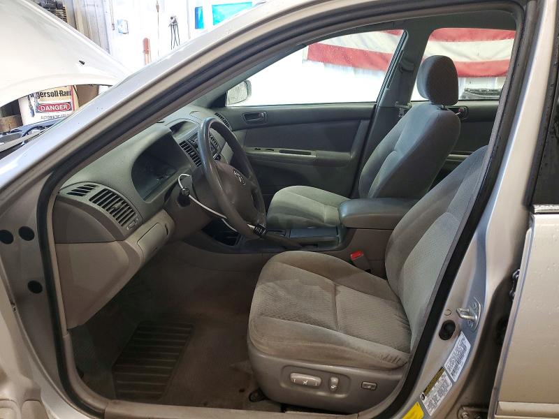 71973696 :رقم المزاد ، 4T1BE30K84U286171 vin ، 2004 Toyota Camry مزاد بيع