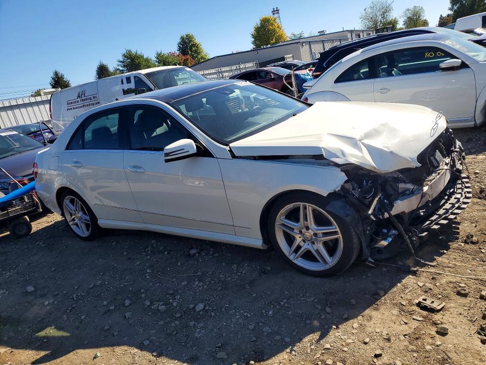 70819456 :رقم المزاد ، WDDHF8HB4BA392389 vin ، 2011 Mercedes-benz E مزاد بيع