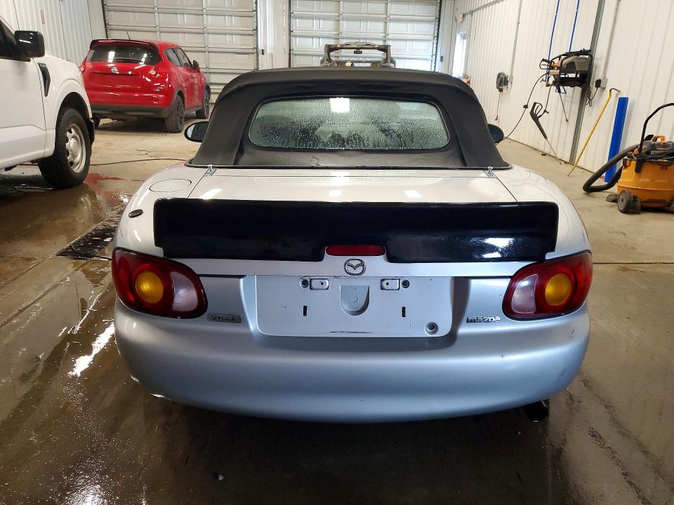 71425426 :رقم المزاد ، JM1NB3536X0118116 vin ، 1999 Mazda Mx-5 Miata مزاد بيع