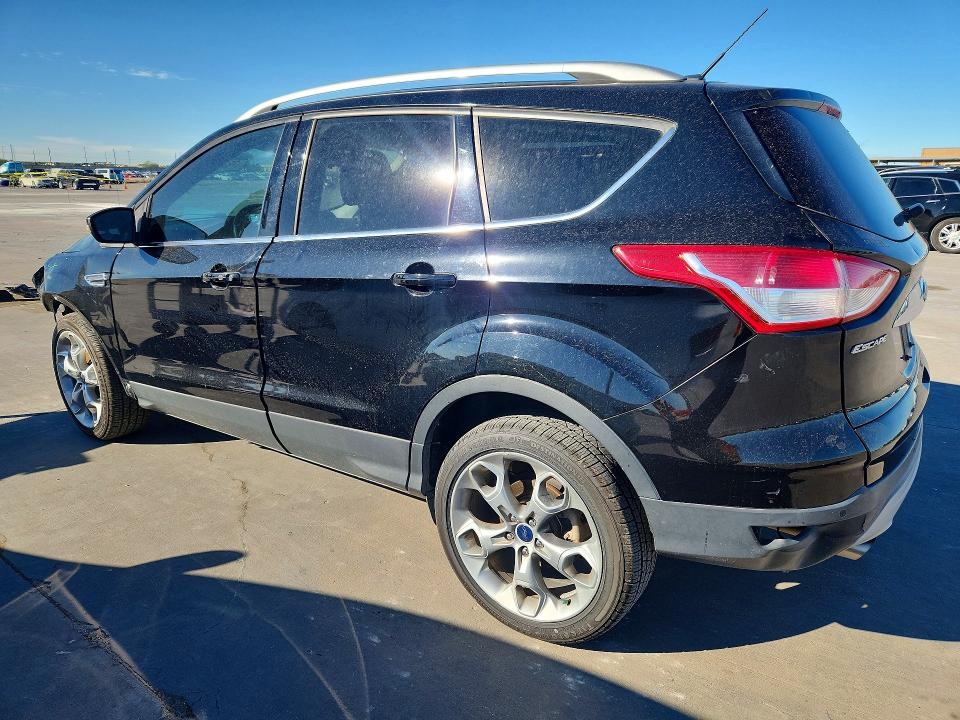 Продажа на аукционе авто 2016 Ford Escape, vin: 1FMCU0J97GUC78388, номер лота: 73352646