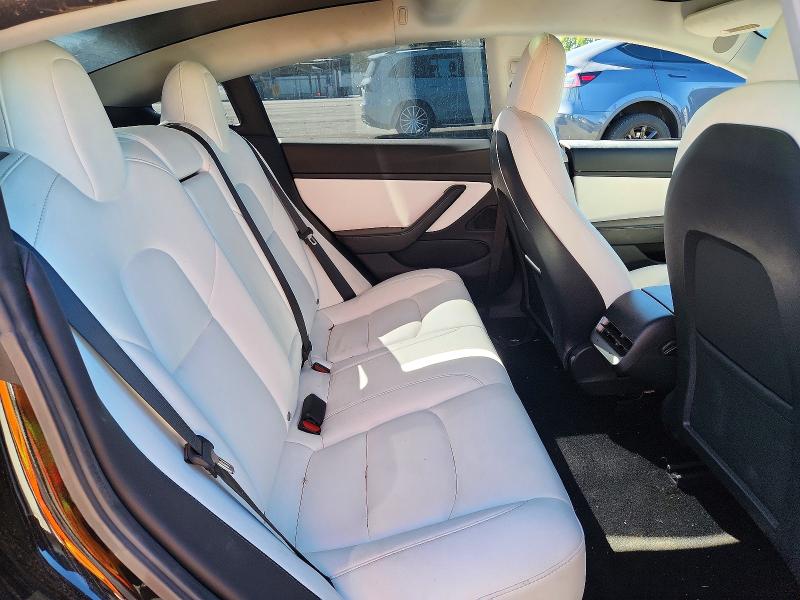 Продажа на аукционе авто 2021 Tesla Model 3, vin: 5YJ3E1EC6MF936221, номер лота: 72710626