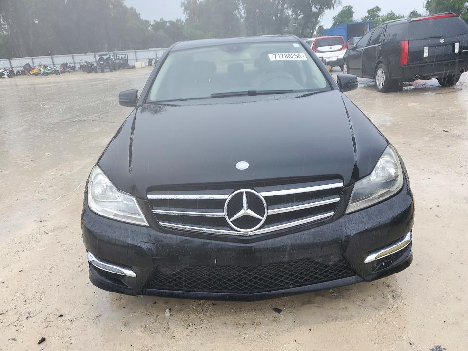 2014 Mercedes-benz C მანქანა იყიდება აუქციონზე, vin: WDDGF4HB7EA932360, აუქციონის ნომერი: 71788256