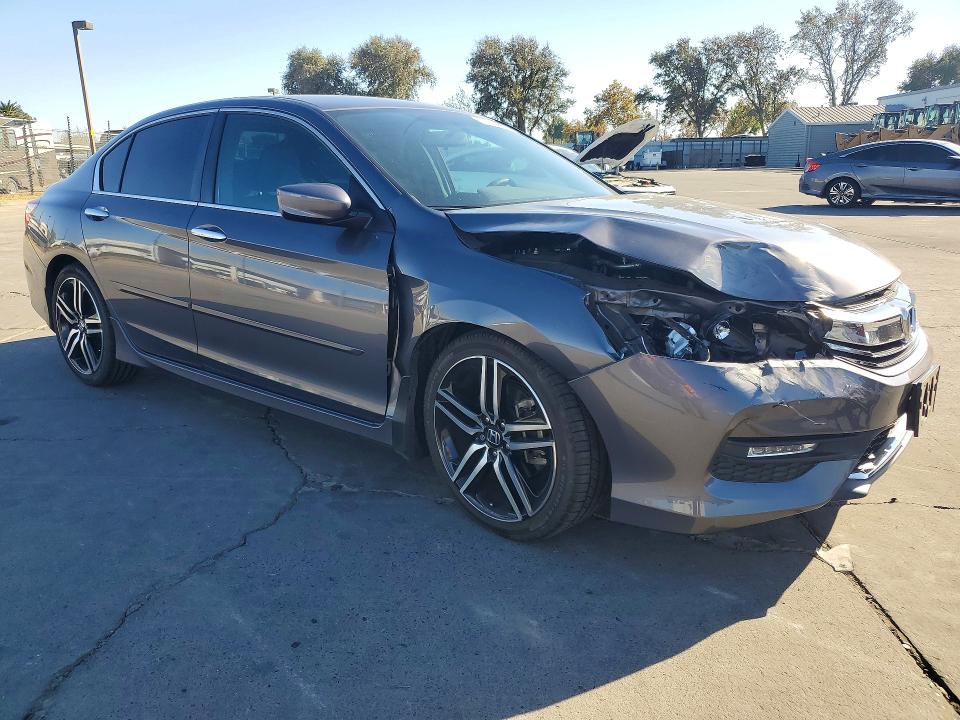 Aukcja sprzedaży 2017 Honda Accord, vin: 1HGCR2F13HA045567, numer aukcji: 71509496