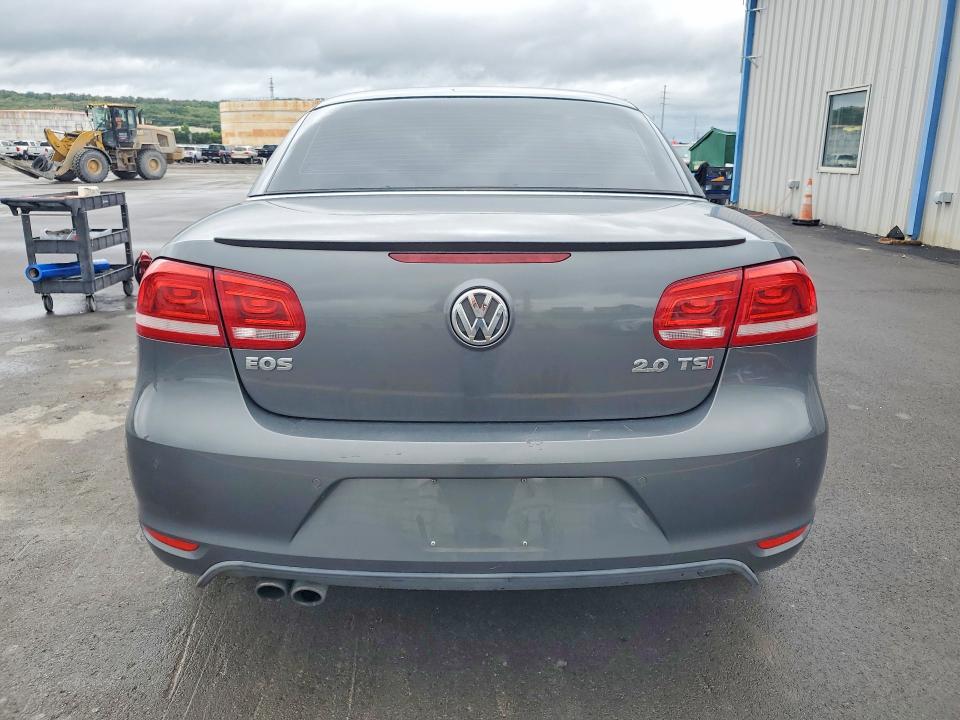 2015 Volkswagen Eos მანქანა იყიდება აუქციონზე, vin: WVWFW8AH2FV002100, აუქციონის ნომერი: 71286266