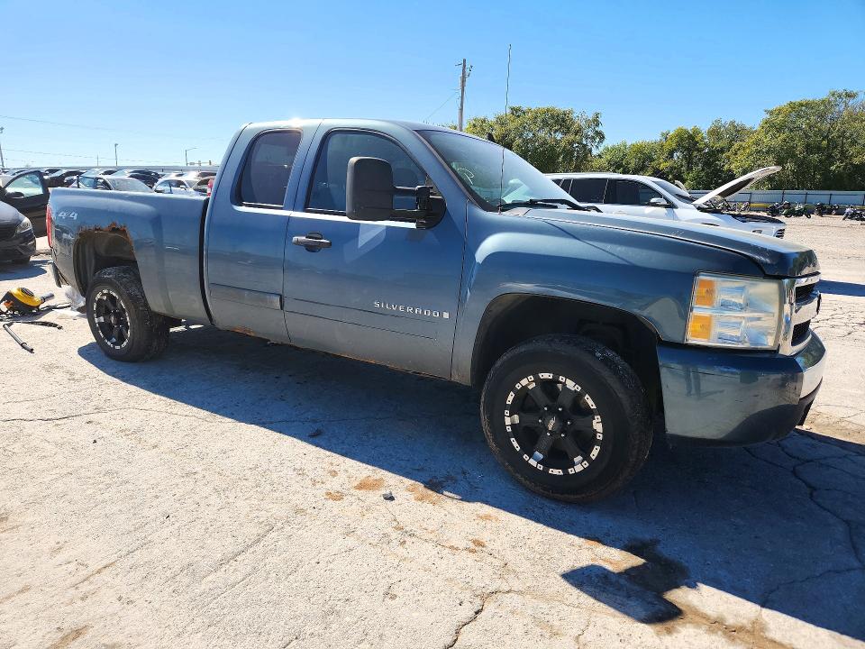 71767476 :رقم المزاد ، 2GCEK19C281319712 vin ، 2008 Chevrolet Silverado مزاد بيع