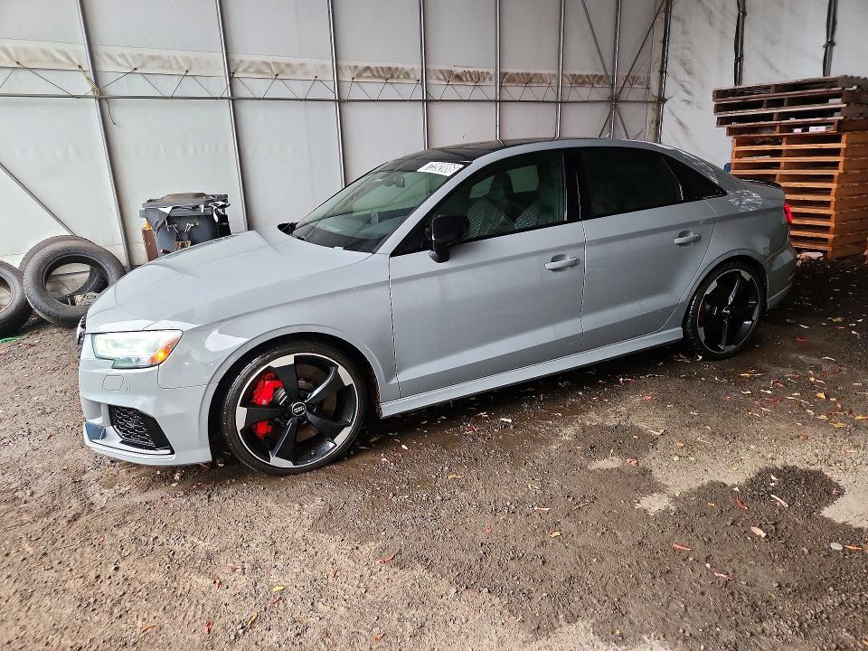 Продаж на аукціоні авто 2018 Audi Rs3, vin: WUABWGFFXJ1901094, номер лоту: 72392086