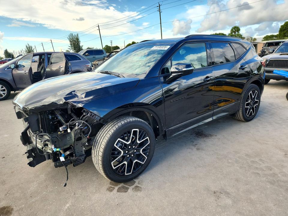 Продажа на аукционе авто 2025 Chevrolet Blazer, vin: 3GNKBERS1SS266831, номер лота: 71195936