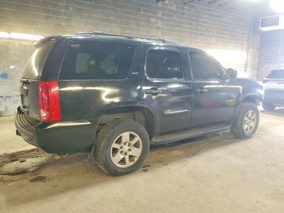 70774146 :رقم المزاد ، 1GKFK13037J331671 vin ، 2007 Gmc Yukon مزاد بيع