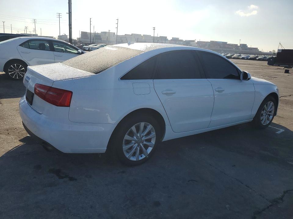72582806 :رقم المزاد ، WAUFFAFC5DN044341 vin ، 2013 Audi A6 مزاد بيع