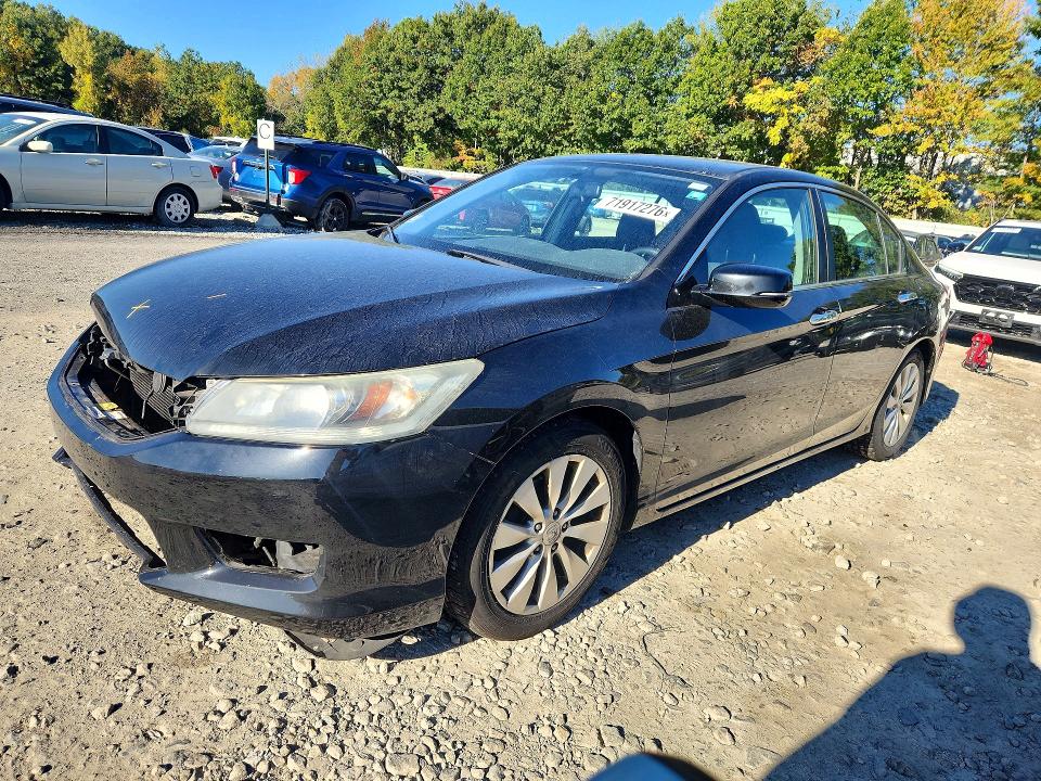 Auction sale of the 2015 Honda Accord, vin: 1HGCR2F75FA152265, lot number: 71917276
