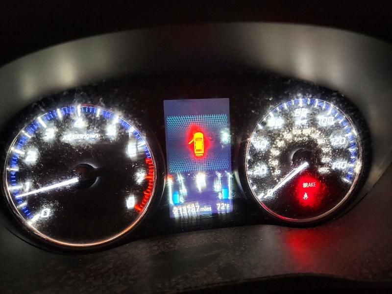 69526076 :رقم المزاد ، JA4AD3A34FZ001282 vin ، 2015 Mitsubishi Outlander مزاد بيع
