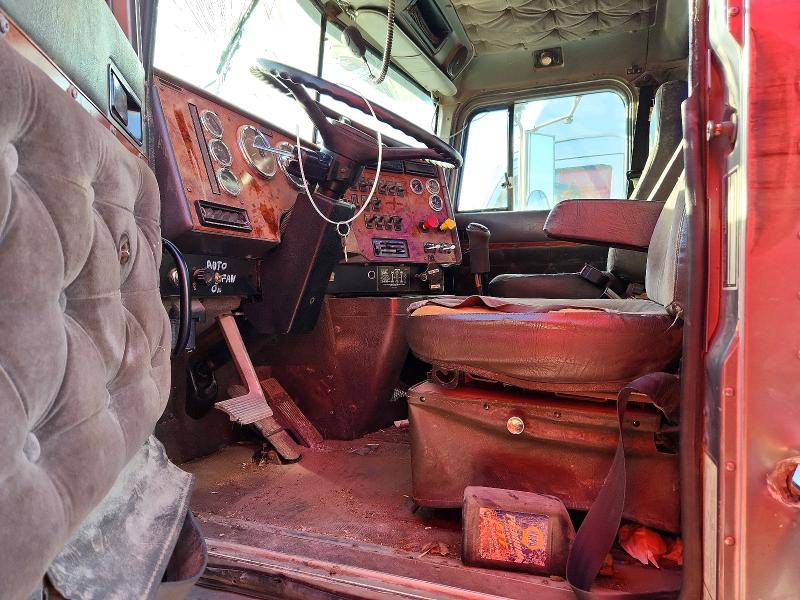 73107106 :رقم المزاد ، 2HSFMAHR1TC052667 vin ، 1996 International 9200 مزاد بيع