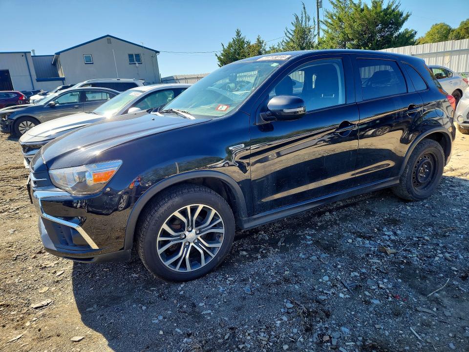 2018 Mitsubishi Outlander Sport მანქანა იყიდება აუქციონზე, vin: JA4AR3AU3JZ005794, აუქციონის ნომერი: 71713016