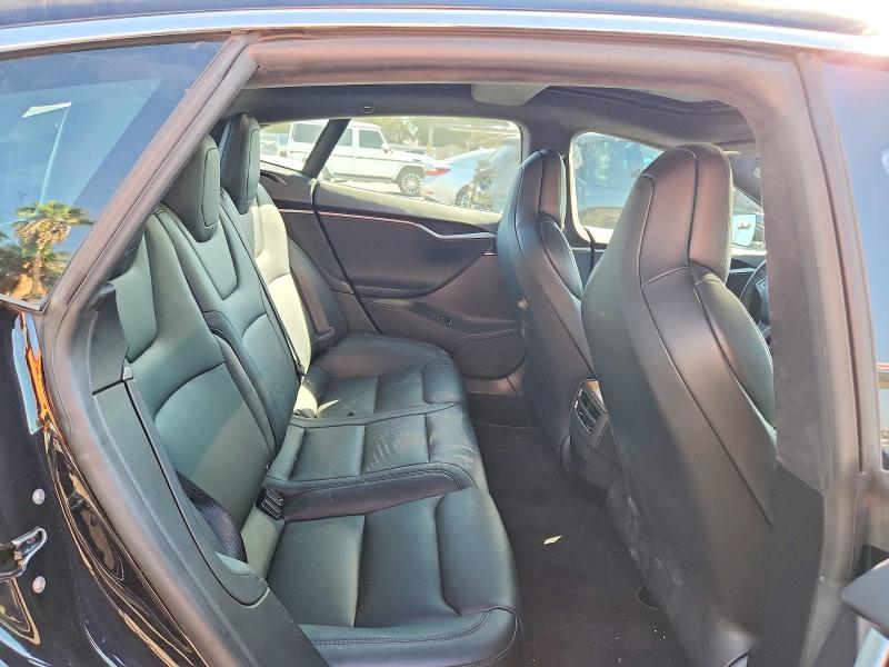 Продаж на аукціоні авто 2018 Tesla Model S, vin: 5YJSA1E28JF272773, номер лоту: 71028896