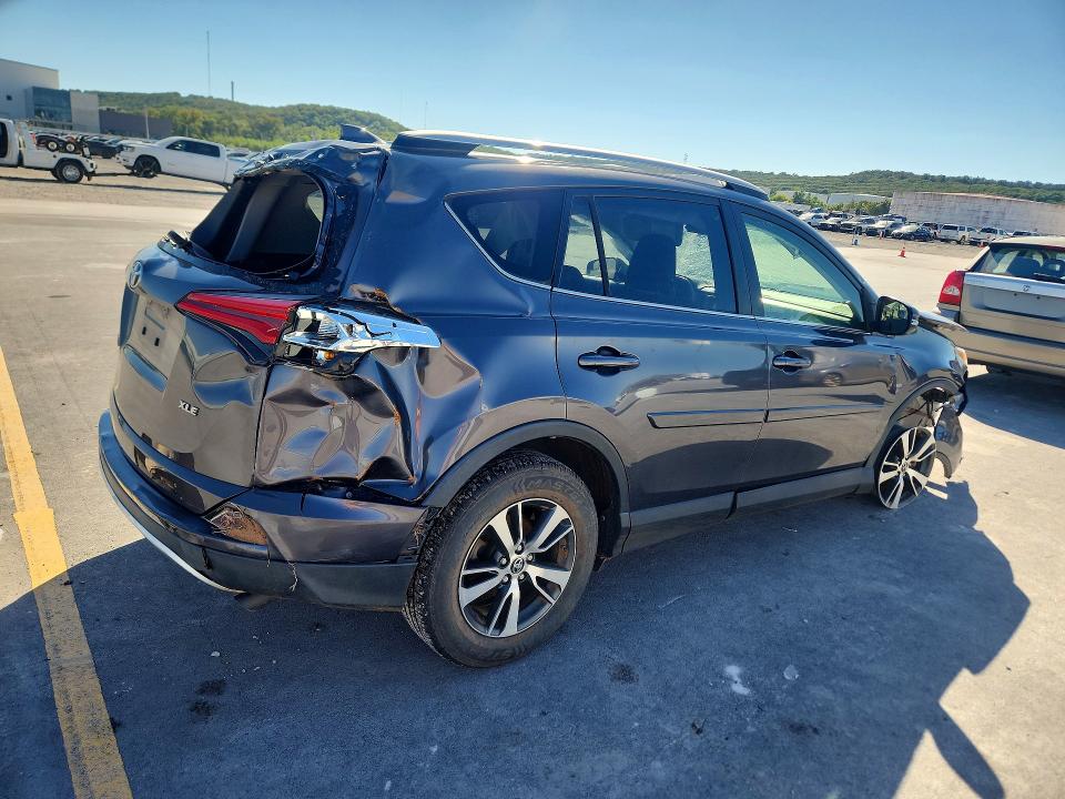 2016 Toyota Rav4 მანქანა იყიდება აუქციონზე, vin: JTMWFREV8GJ063255, აუქციონის ნომერი: 69407126