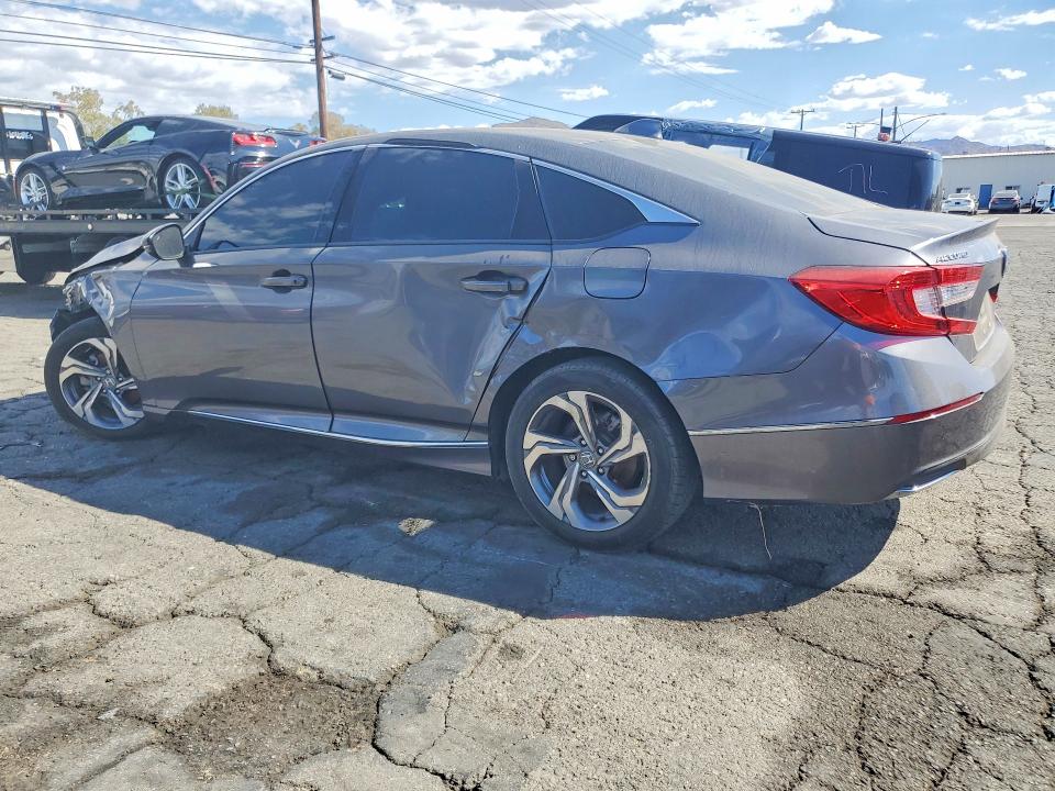 Продаж на аукціоні авто 2018 Honda Accord, vin: 1HGCV1F58JA080524, номер лоту: 71852406
