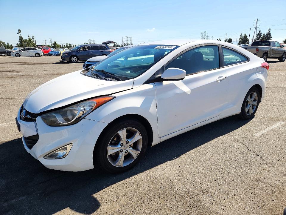 Продаж на аукціоні авто 2013 Hyundai Elantra Coupe, vin: KMHDH6AE6DU016768, номер лоту: 72253296